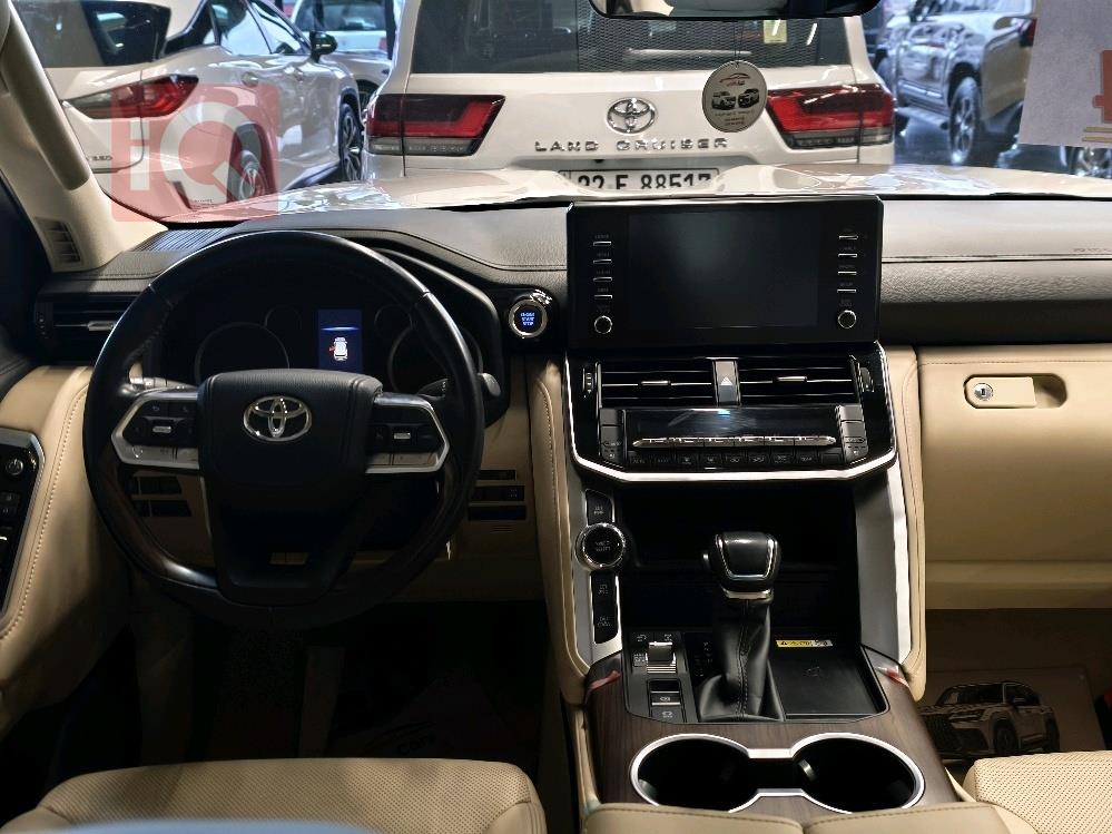 تويوتا لاندكروزر